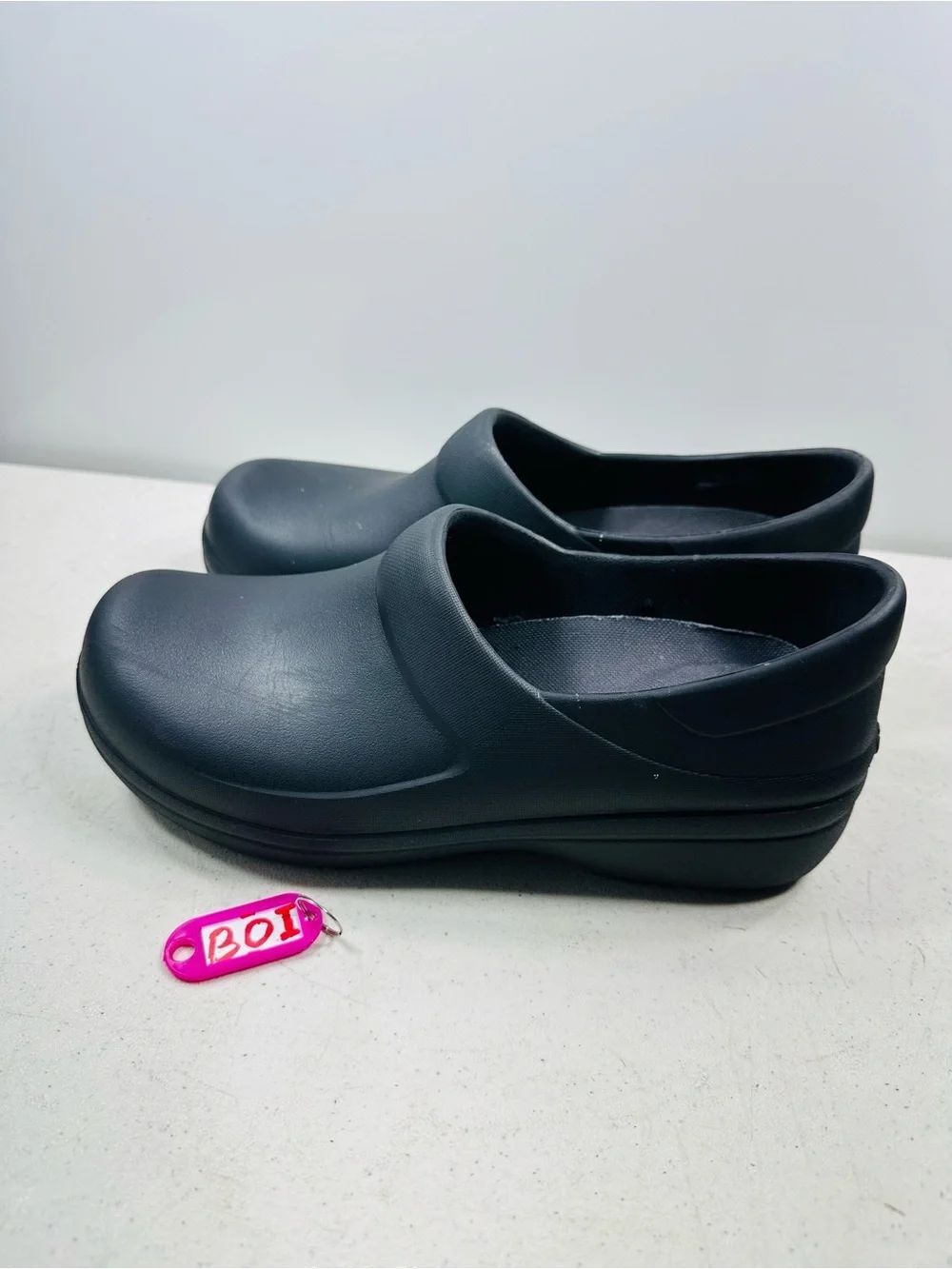 Crocs Slip Resistant Neria Pro II Clogs, Nurse Shoes, Work Shoes Women's Sz 9